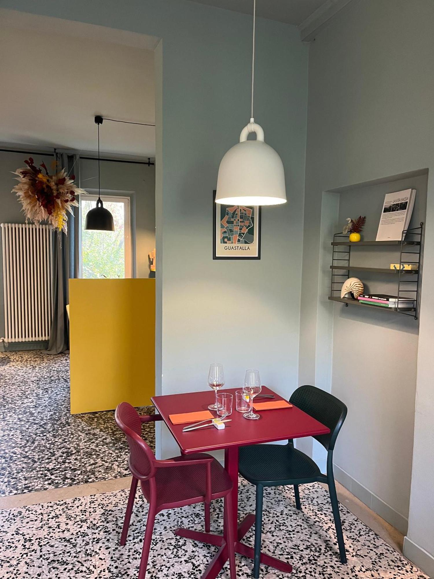 Locanda Dei Pontieri グアスタッラ エクステリア 写真