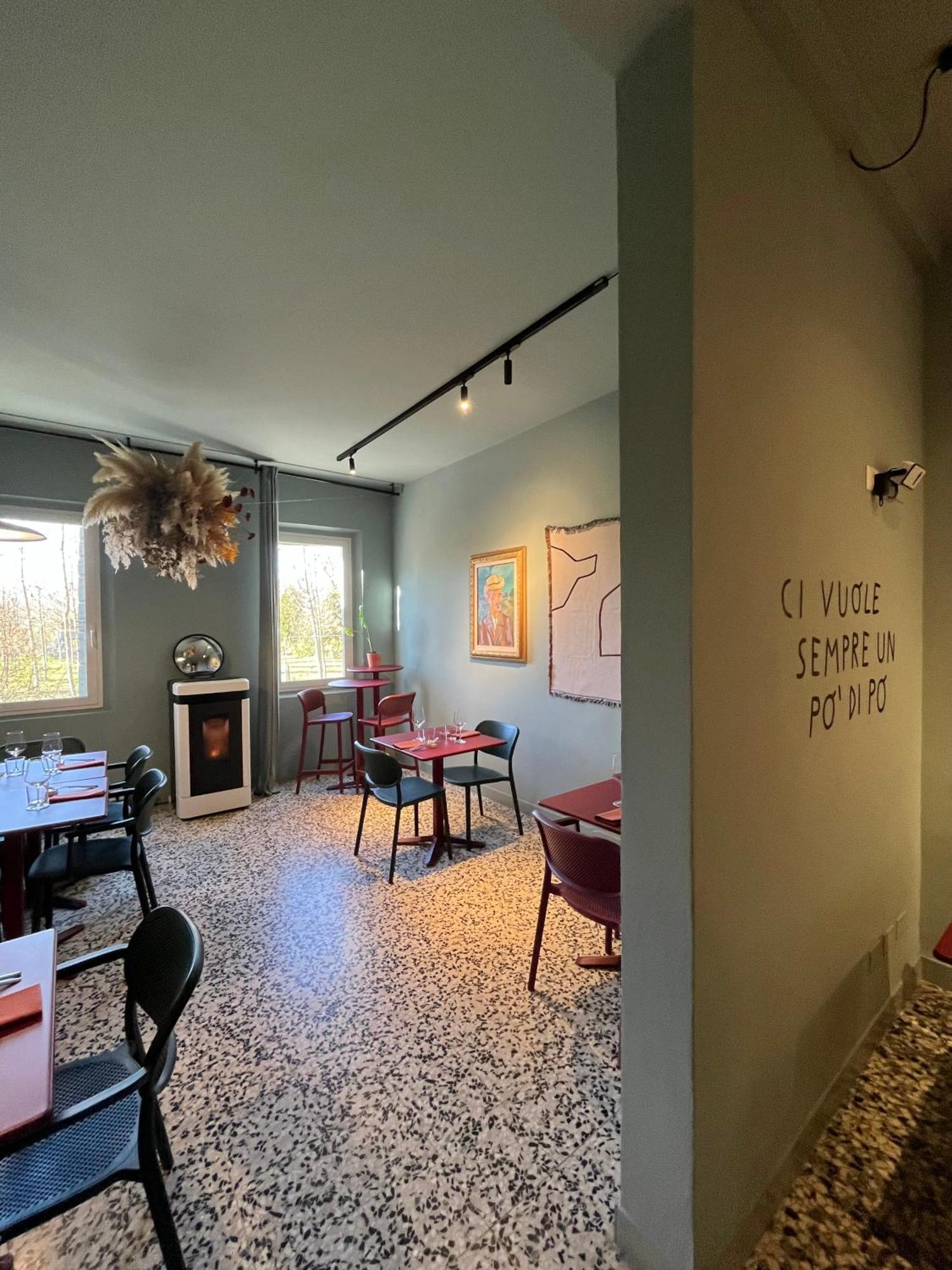 Locanda Dei Pontieri グアスタッラ エクステリア 写真