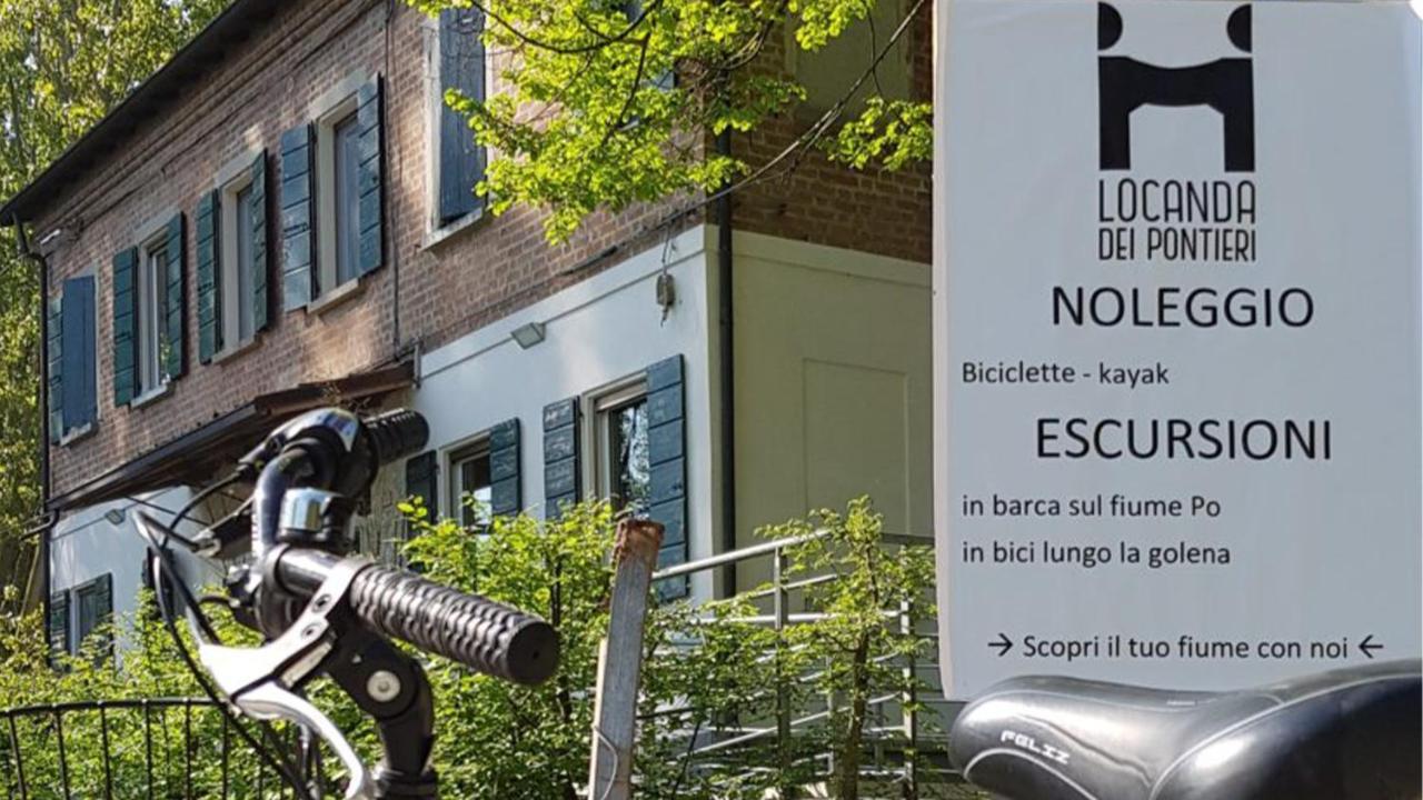 Locanda Dei Pontieri グアスタッラ エクステリア 写真